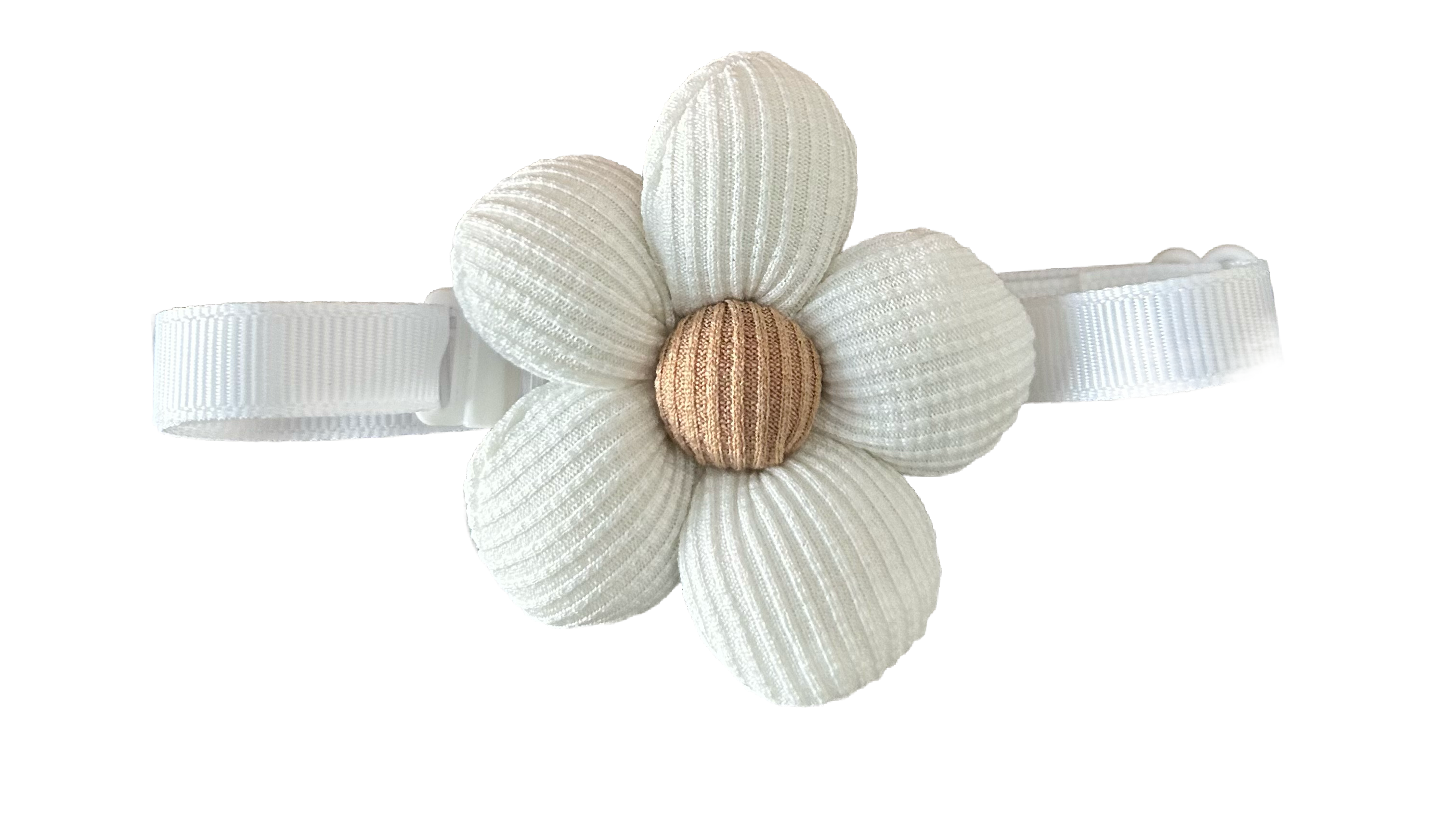 White flower-shaped cat collar with on a white background